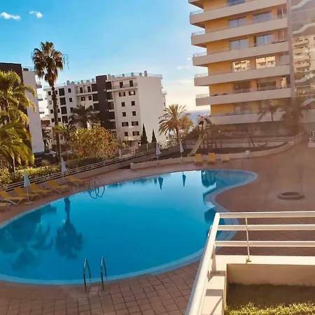 Enzo Apartment *